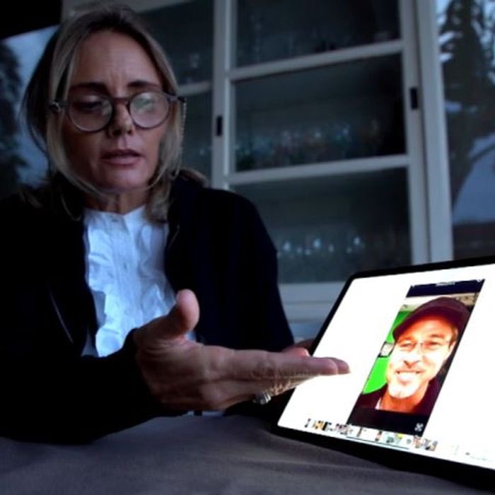 GOSSIP ROOM tweet media