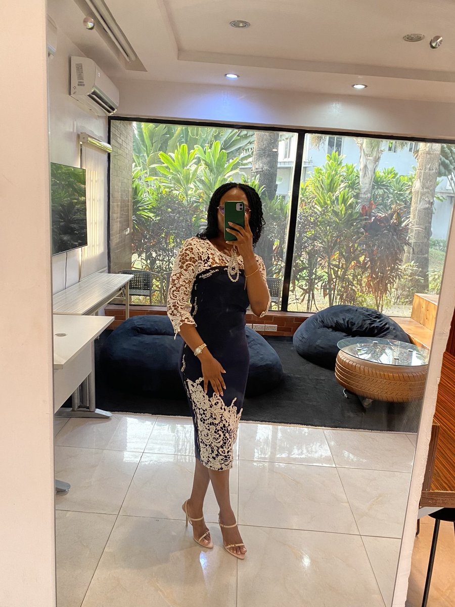 adiahausoro_'s tweet photo. Consistency is the secret ingredient to achieving great things. Whether it’s personal growth, career goals, or simply becoming a better version of yourself, every small, consistent step counts. 💪✨  

For young girls looking to break into media @Gmediainafrica got you! https://t.co/yaf0cJl3Rw