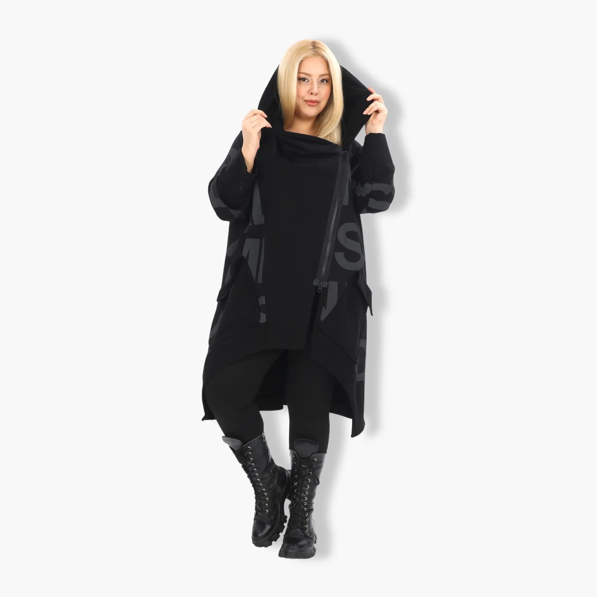 seelenlook's tweet photo. 🍂 Herbst Must-Have! 🍂
Die Zedd Plus Damen Jacke kombiniert Style &amp; Komfort: Oversize-Look, Buchstaben-Muster &amp; warmer Jersey-Stoff. Perfekt für große Größen und Lagenlook-Fans! 💖
➡️ Jetzt shoppen: https://t.co/7us49ahMT4
#CurvyFashion #OversizeStyle #HerbstMode https://t.co/zbWFmM9mwD