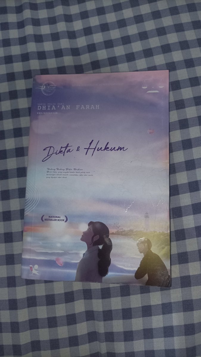 strayberryfiles's tweet photo. #preloved tiga novel #diktadanhukum only 65, #atuygalon only 68(bisa nego tipis), #youhadmeathello only 78 (super good condi) #WANTTOSELL #prelovednovel #zonauang https://t.co/qKfSC0EM4C