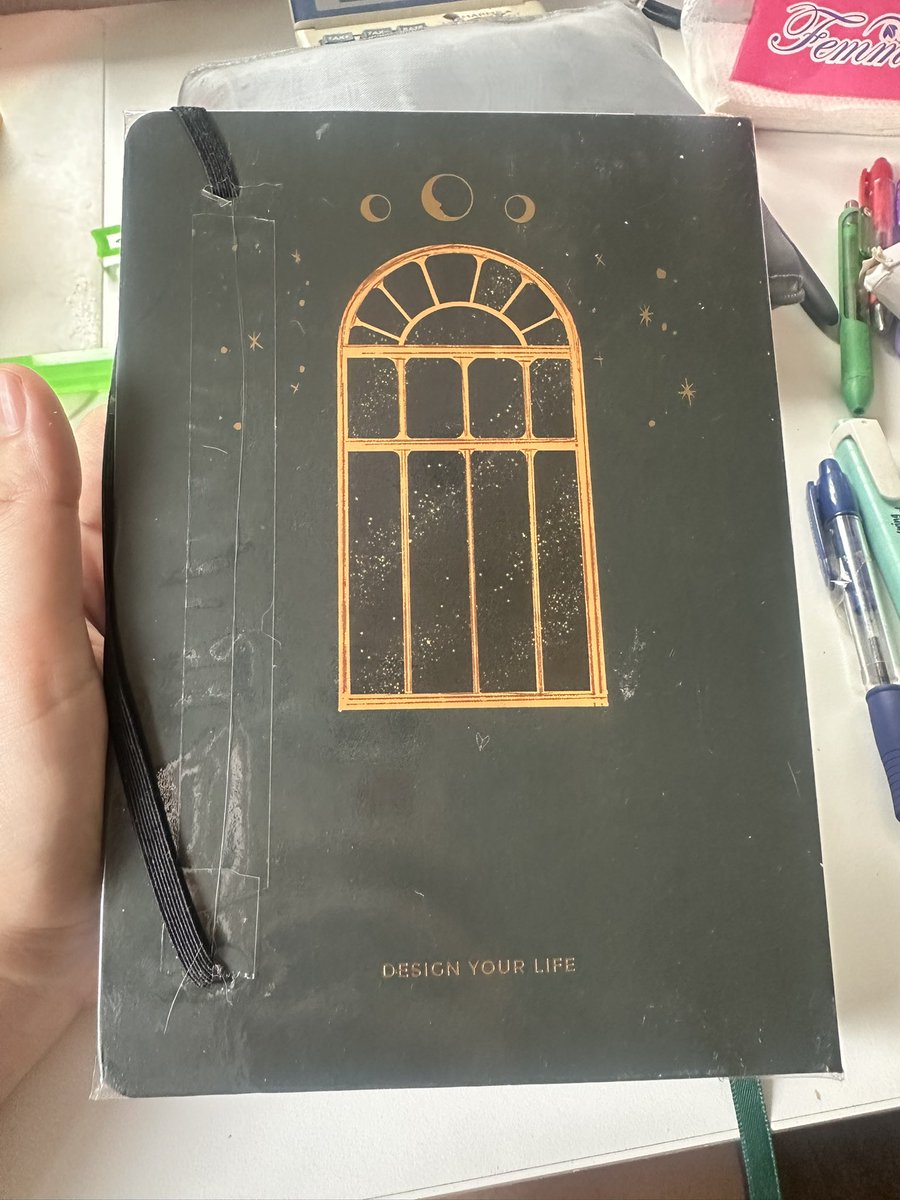 tragichero09's tweet photo. MAPPED OUT. Found these adorable #Designyourlife Planners with awesome categories for you to map out your life better. 🤩 It’s divided according to lifestyle, work/career, personal, relationships and expenses. ✨ I may actually finish the year on this! So cute! #DYL https://t.co/2uqlHXxMJM