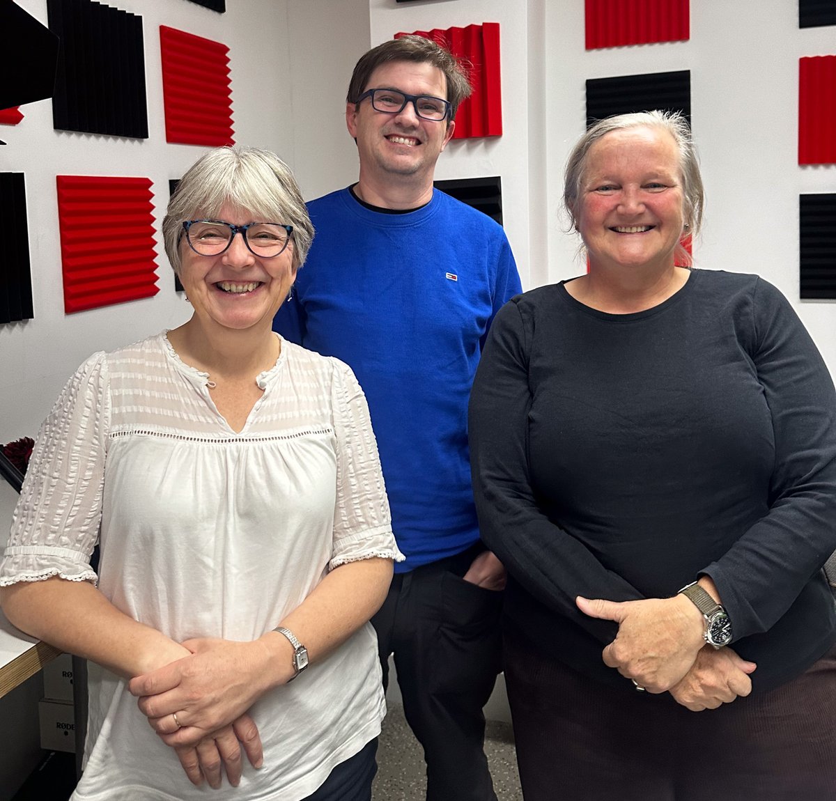 How can packaging manufacturers and retailers take action on plastic packaging?

Listen to the <a href="/PentlandCentre/">The Pentland Centre for Sustainability in Business</a> #TransformingTomorrow podcast to find out as the series with <a href="/ppiplproject/">Plastic Packaging in People's Lives</a> continues:

pod.co/transforming-t…