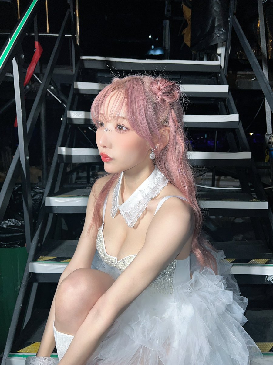 月に代わっておしおきよ🪽💗 https://t.co/lOgahmi1Ay
