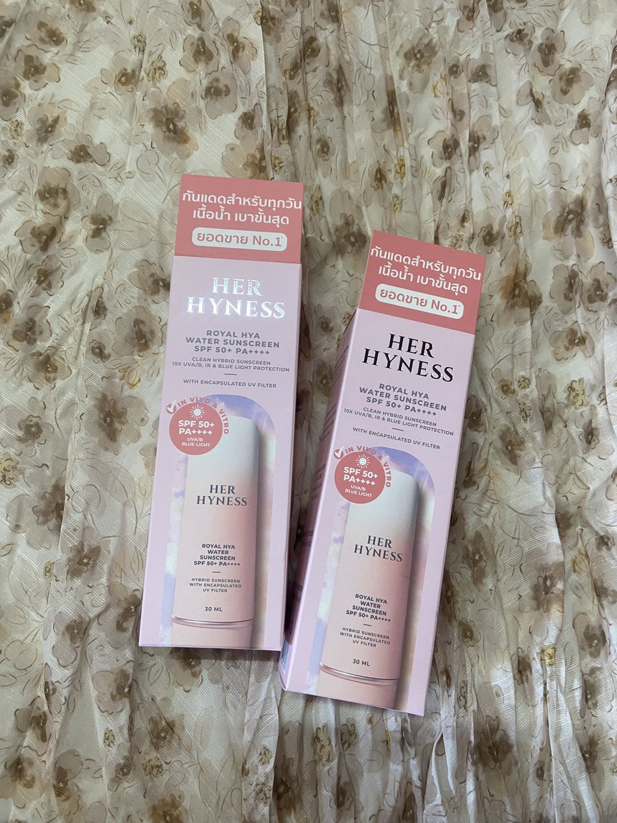 #รีวิวให้วิลไอ กันแดด herhyness ลดราคาเยอะมากกก ได้รับของเรียบร้อยค่า ของไม่เสียหาย ปลอดภัยดี ทางร้านตอบเร็ว ส่งของเร็ว ราคาหิ้วน่ารัก ขอบคุณมากค่า🙇🏻‍♀️💞🎀