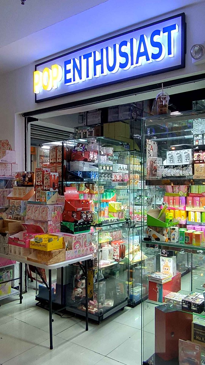 lacelazier's tweet photo. Hello everyone! My merch is now available at Pop Enthusiast in Shoppesville at Greenhills 3F ^ v ^ ) I have my Genshin Impact EDF available, as well as other merch! Please look forward to it, and I hope you check it out if you're in the area! Thank you for your support!💙 https://t.co/Vvz8zSWVfB