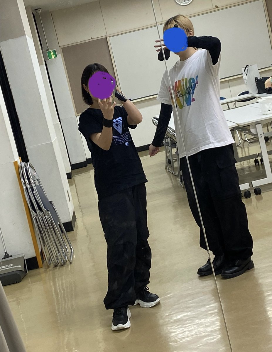 kow_17285's tweet photo. 昨日は2人でダンス練習でした〜!
いよいよ大詰め!
本番が近くなってきているので、気合いも入ります
#_CLEGIT https://t.co/8dq7j2fCpL
