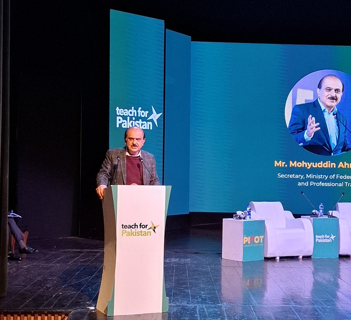 Teach For Pakistan tweet media