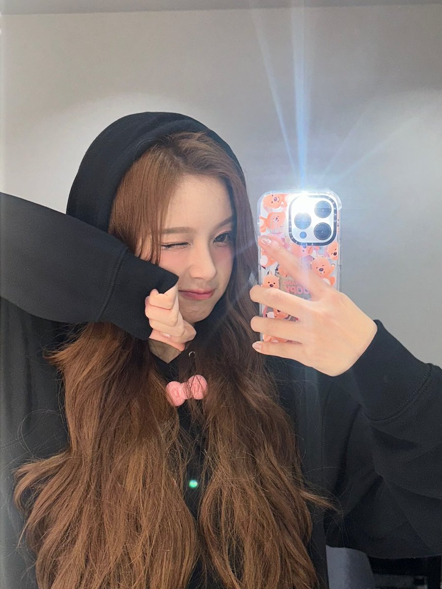 첫일본팬콘😻 だいすき🩷

#NMIXX #엔믹스
#설윤 #SULLYOON