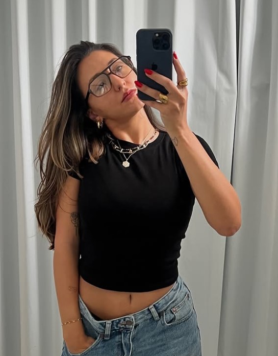 Working from home? do it in style and comfort with a pair of Anti-Blue Light glasses. 

Don't let all that screen time strain your eyes. 

Shop from a wide variety of glasses online now. superfine.co.za/collections/bl…