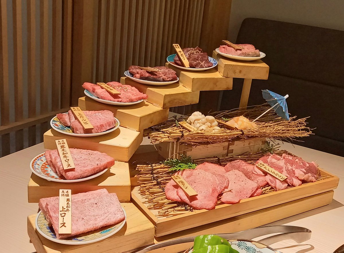 Shara_Shinryu's tweet photo. 焼き肉！ https://t.co/HkNmF524P3