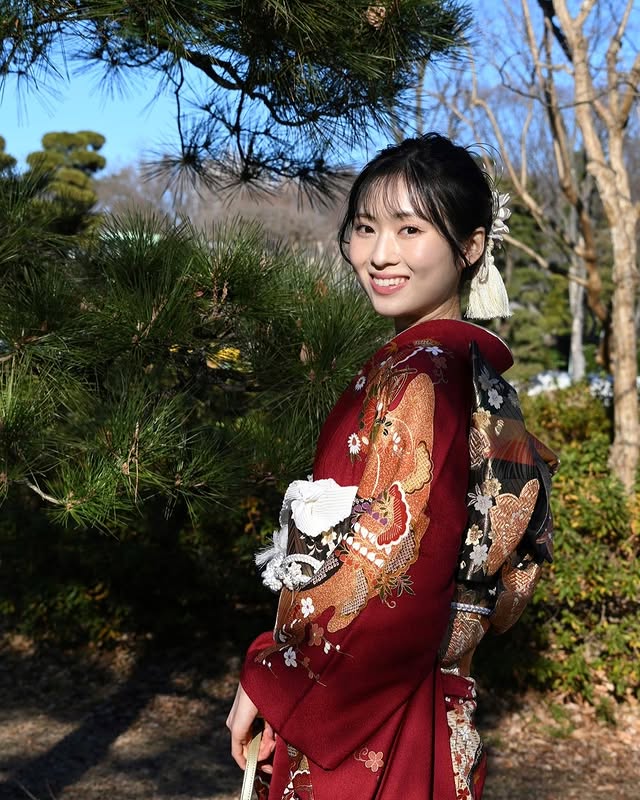 GhKftJxW0AAgcYx?format=jpg&name=900x900