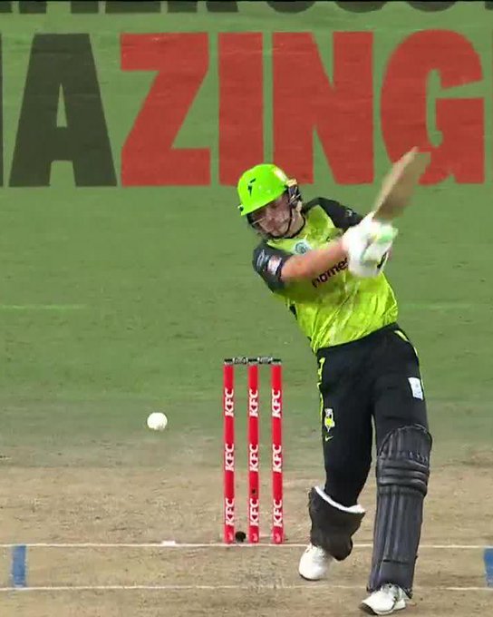 Here's all the highlights from Sam Konstas' 52 against the Scorchers. 📹 Credits: Twitter/BBL