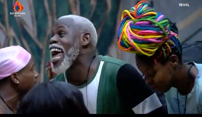 Rexstyler's tweet photo. Ooh  no 

 #BBMzansi https://t.co/kKuG53PH6Q