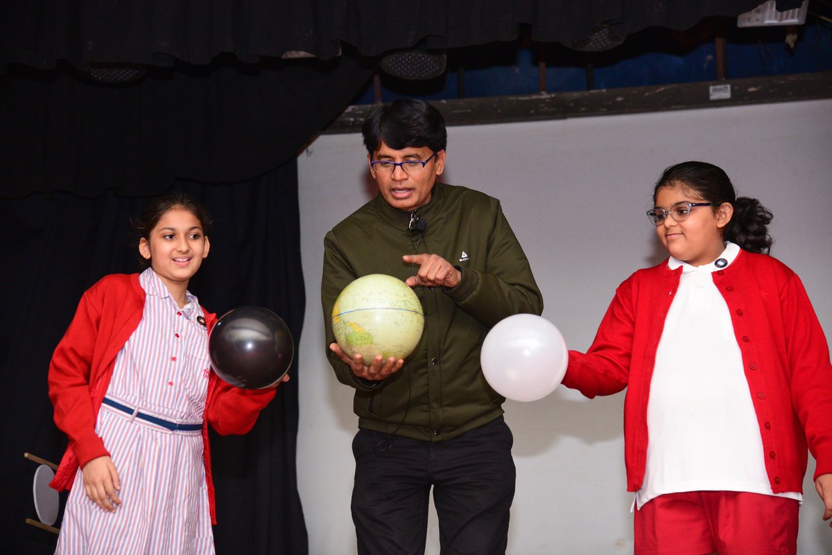BITMKolkata's tweet image. #ScienceDemonstrationLecture on #Eclipses for students of Modern High School for Girls at @BITMKolkata,a Unit of @ncsmgoi, @MinOfCultureGoI - on January 13, 2024.

#BetiBachaoBetiPadhao @PIBCulture