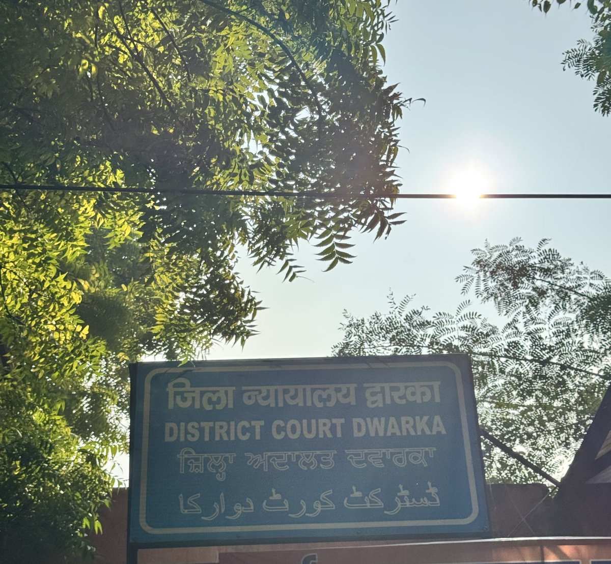 VikasDhayal18's tweet image. Update on the IPS trainee Rahul Balhara case, where he shattered a whiskey glass on my head:

The Hon’ble Judicial Magistrate heard our complaint for filing an FIR for 40 minutes and directed the Kapashera Police to submit an action taken report.

Next hearing: 16th January.…