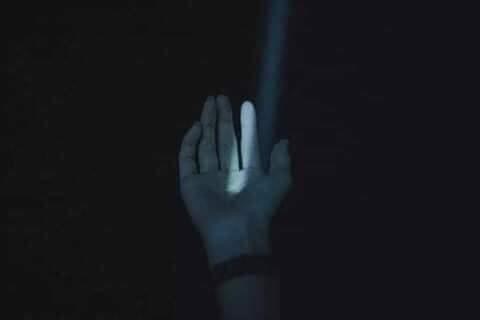 قل لَّن يُصِيبَنَآ إِلَّا مَا كَتَبَ ٱللَّهُ لَنَا هُوَ مَوْلَانَا ۚ وَعَلَى ٱللَّهِ فَلْيَتَوَكَّلِ ٱلْمُؤْمِنُونَ 💜