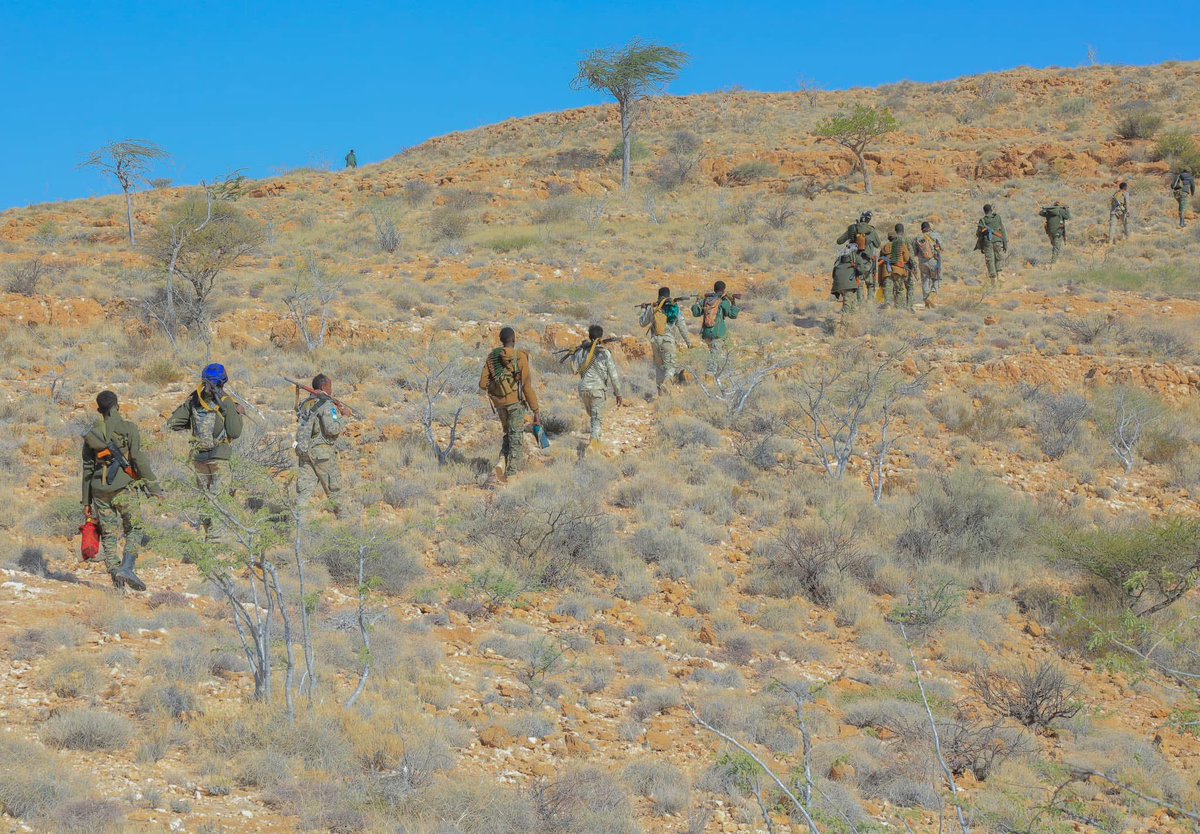 #BREAKING: For the first time, direct confrontations have occurred in the areas of #Dhabancaddo, #Gubad, #Siido, and the Aba-Ruc well in the Al-Miskad mountain range, between Puntland Defense Forces and ISIS militants hiding in the region. Reliable security sources confirmed that
