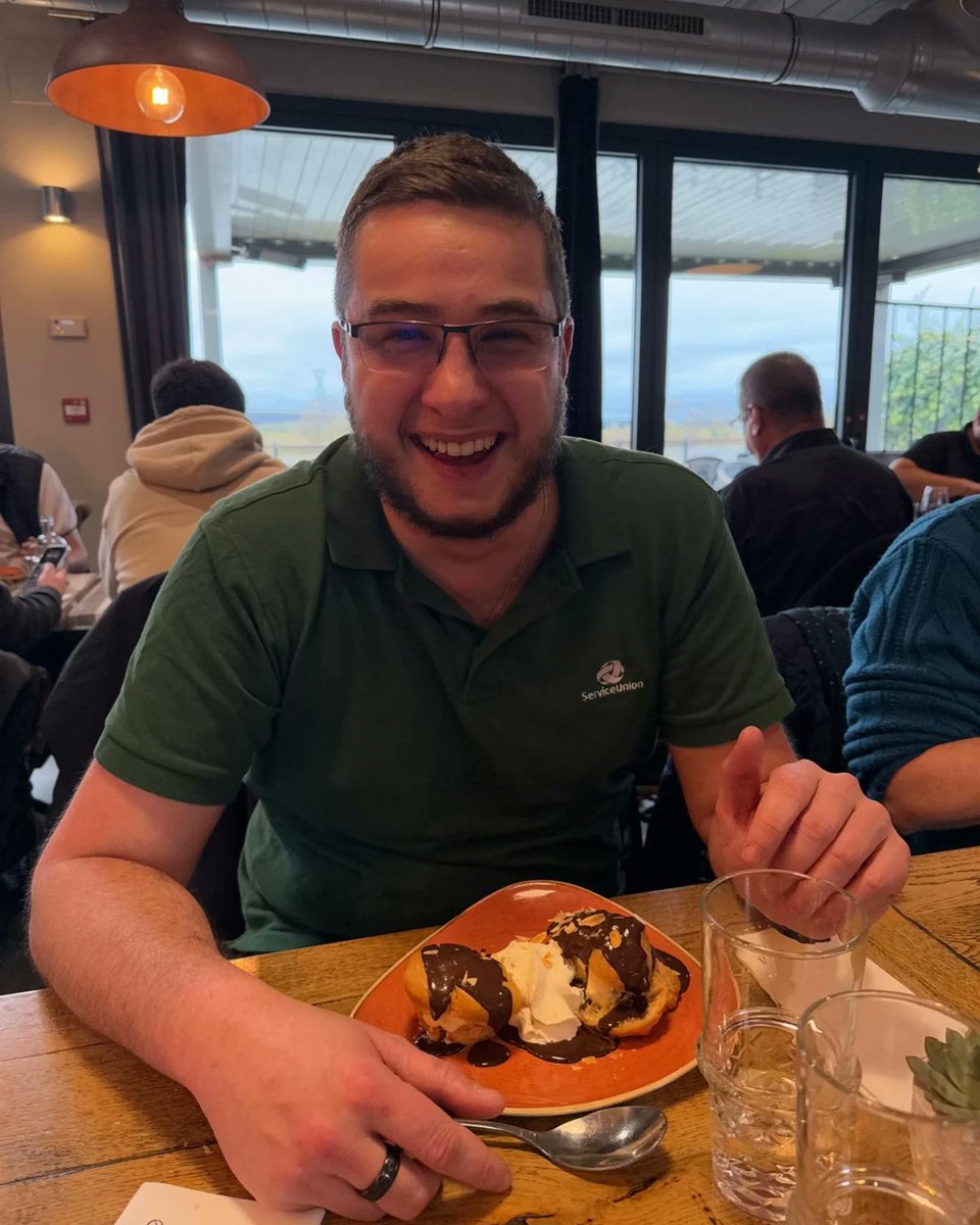 [#interne] Vendredi dernier était un jour particulier pour <a href="/agriKomp_Fr/">agriKomp</a> et <a href="/ServiceUnion_FR/">ServiceUnion_FR</a> 🎄

Toutes les équipes se sont réunies à l'EmbarcadèreBlois pour arroser la fin d'année 2024 et se projeter vers 2025 ! ✨️

Journée immortalisée par quelques clichés 📸😉