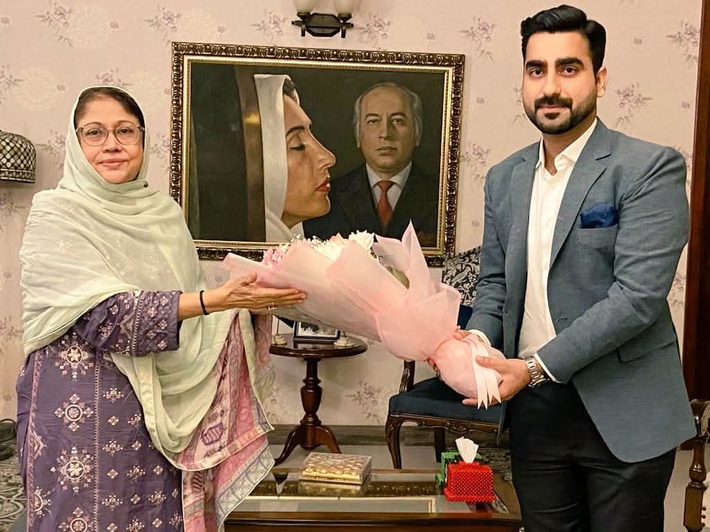 DayoRais's tweet photo. Congratulation My Boss sir Dewan @SukhdevHemnani_ sahab to Spokesperson To Chief Minister Sindh  🇱🇾✌️
@BBhuttoZardari 
@AseefaBZ
@BakhtawarBZ @MuradAliShahPPP @QadeerahmedS https://t.co/J9kKaLxi2Q