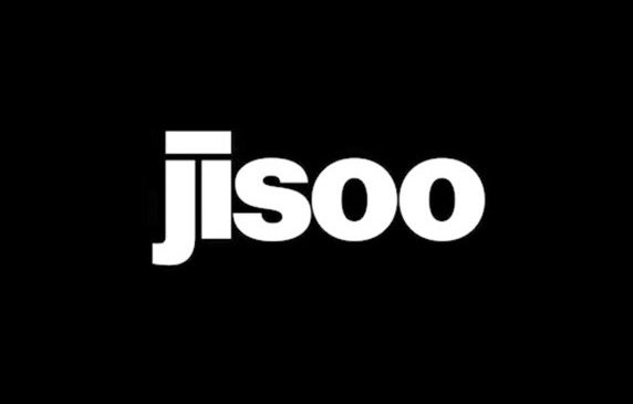 jjalt5's tweet photo. "ji" written like the pi symbol and pi is 3.14 and if you jumble the numbers it's 143 which means i love you and the release date is feb 14th which means jisoo will date me on valentines day aaaahhh https://t.co/ryjfmTq0vg