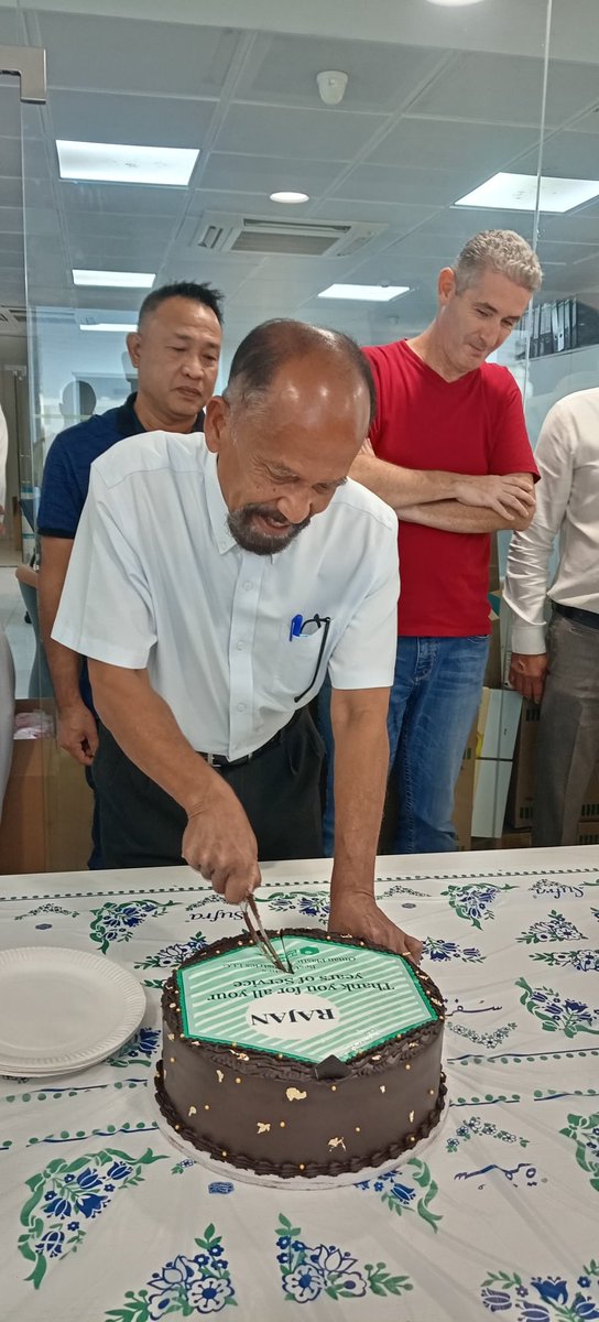 omanplasticom's tweet photo. happy retirement wishing you all the best for this exciting new phase of your life Mr. Rajan PK 
Oman Plastic family https://t.co/9mgu0weSEk
