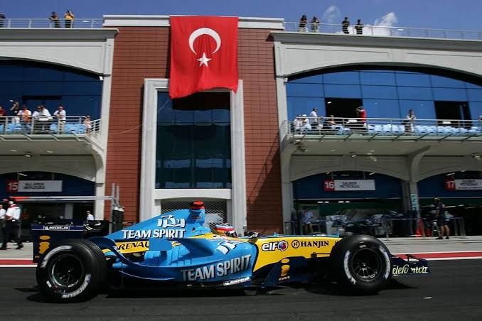 💥 TÜRKİYE FORMULA 1'E GERİ DÖNÜYOR!

👉 Formula 1 yönetimiyle yapılan görüşmeler olumlu sonuçlandı.

👉 Devlet 1 ay içinde F1'e teminat mektubu verirse Türkiye GP 2026 takviminde yer alacak.

(<a href="/tuysuzilhan/">ilhan TÜYSÜZ</a>)