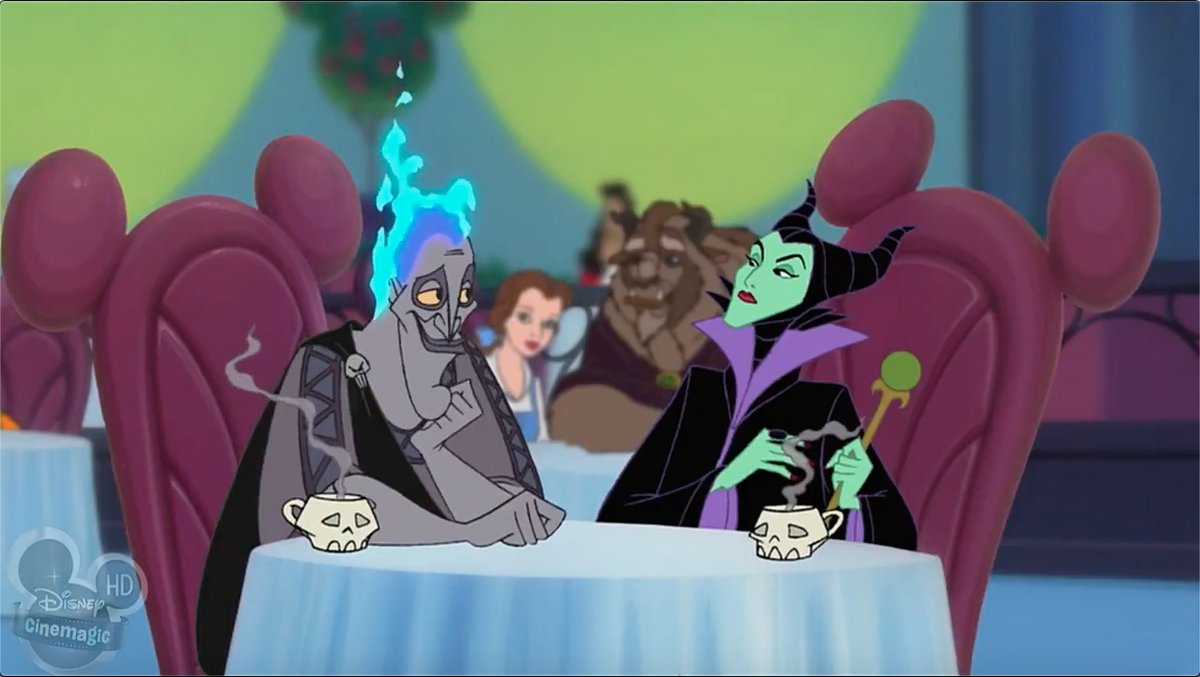 DisneyReact's tweet photo. 🎂 Un día como hoy hace 24 años se estrenaba la serie 'House of Mouse' en el desaparecido canal Toon Disney

Qué se puede decir, es cine 🎩 https://t.co/mo7st3kLs5