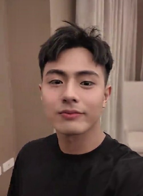 J0LOGRAPHY's tweet photo. ʕ⁠´#bgyo_jl #bgyo`⁠ʔ 

haircut reveal 💇‍♂️ https://t.co/dTRtSTE9Rb