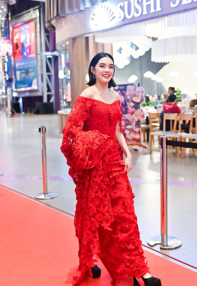 สวยมากกกกก~😳😳😳
#พนอ #PANOR
#CherprangAreekul