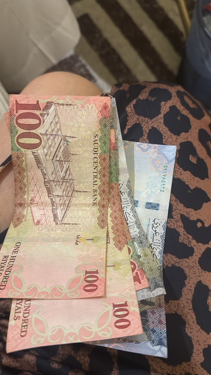 lucas_junio18's tweet photo. Riyadh🇸🇦

Im here in Exit 6|4|8
Khách ơi đến đi
https://t.co/gSshYqj6Gg
Home service 

 #riyadh
#massage_in_riyadh https://t.co/mTZT1nAehn