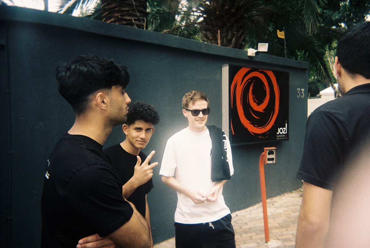 Nixuh Corporation tweet media