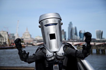 emp1reants's tweet photo. Only Count Binface can save Britain https://t.co/UKFl70KRKs