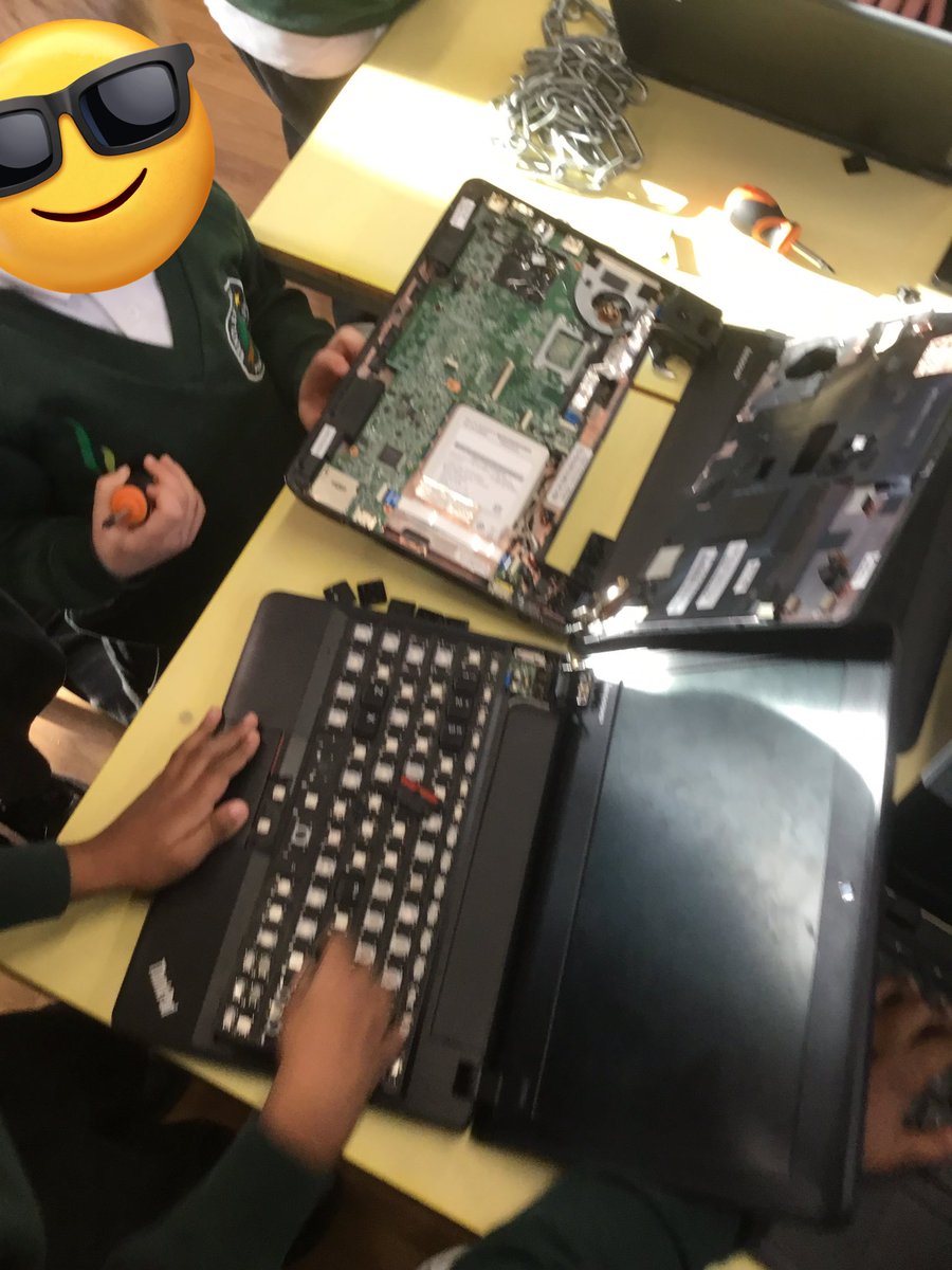 BentleyWestWS2's tweet image. Reception have loved our tinkering table - the children have explored taking apart and putting the laptops back together! #BWReception #eyfs #finemotor