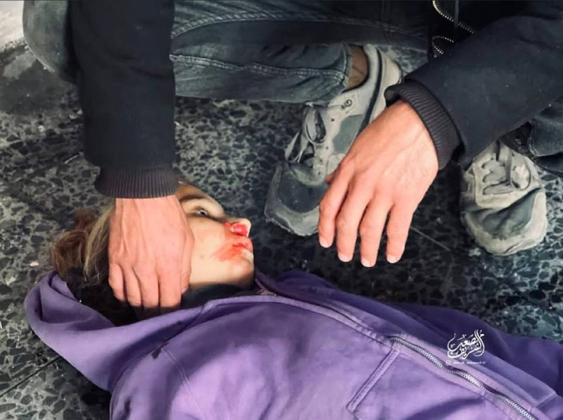 SoftWarNews's tweet photo. Gadis kecil Dayana Khellah (10), dia sedang dalam perjalanan untuk membawa makanan untuk keluarganya, dia terbunuh bersama orang lain dalam serangan udara Israel yang menargetkan sekelompok warga sipil di kota Gaza. https://t.co/hpLGAQQ6pY