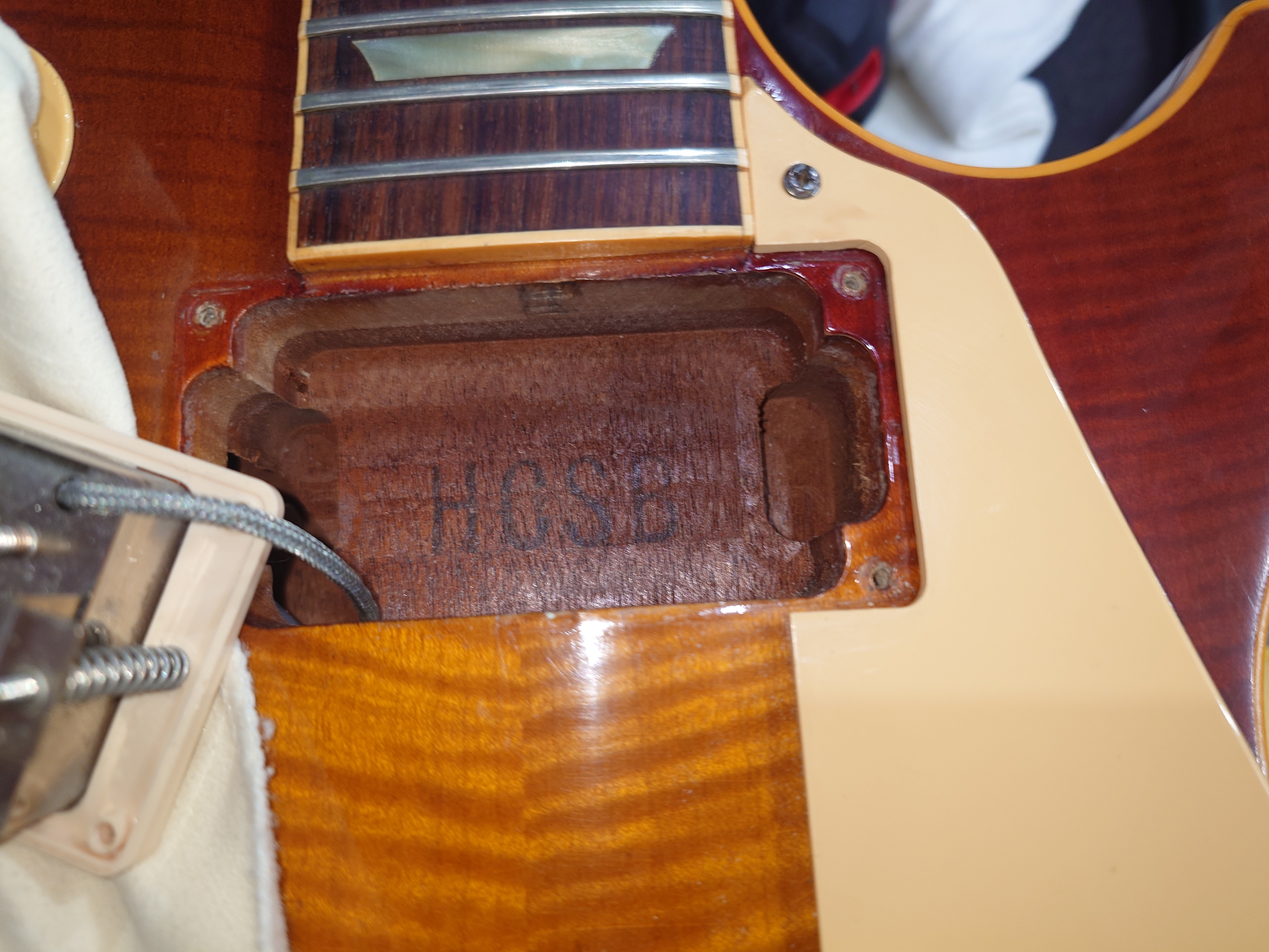 218 Guitars on X: 
