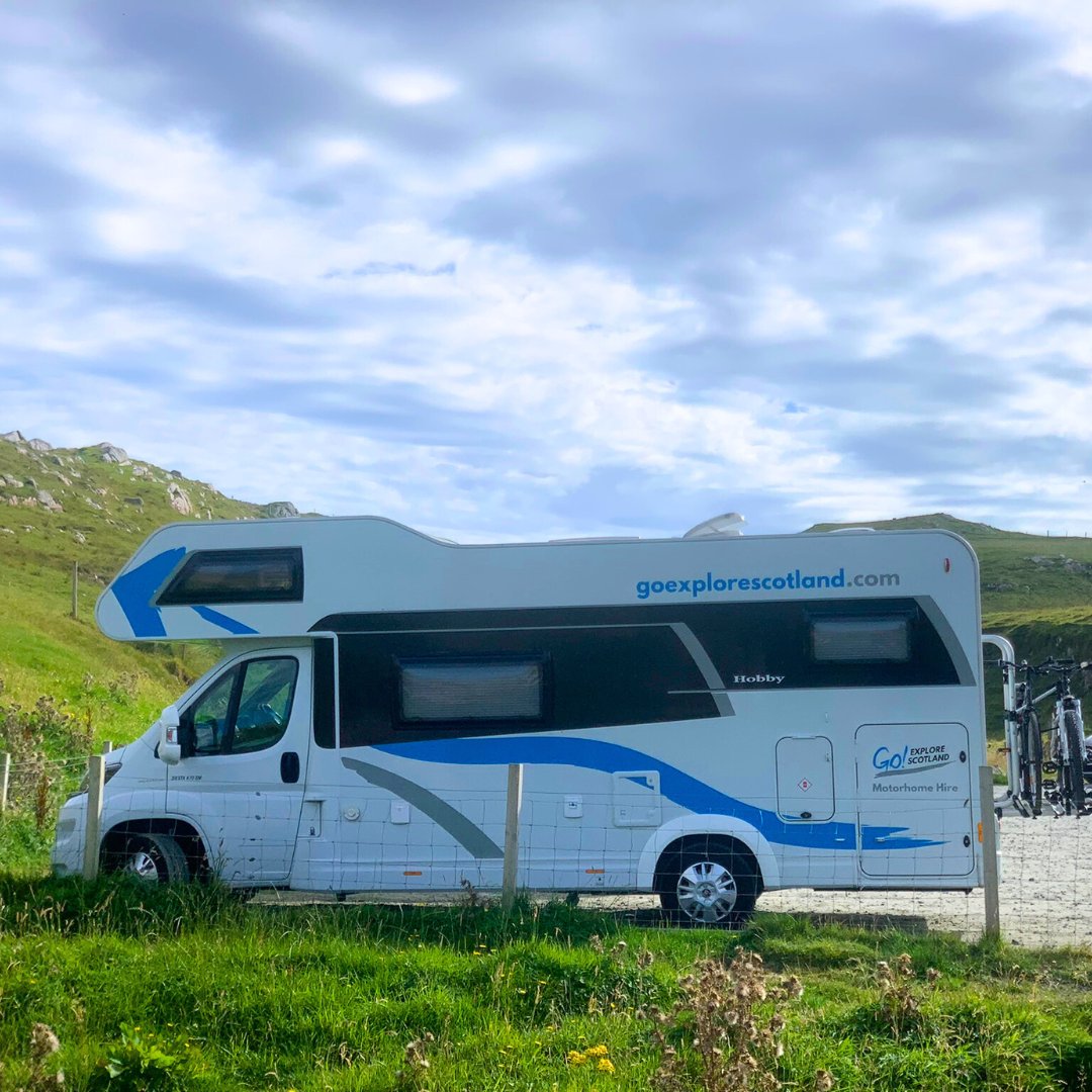 GoExploreScot's tweet image. Booking made simple! 💳 Secure your motorhome with just a £200 deposit and pay the rest six weeks before your trip. All rentals include insurance and unlimited mileage - adventure awaits! 🚐✨
