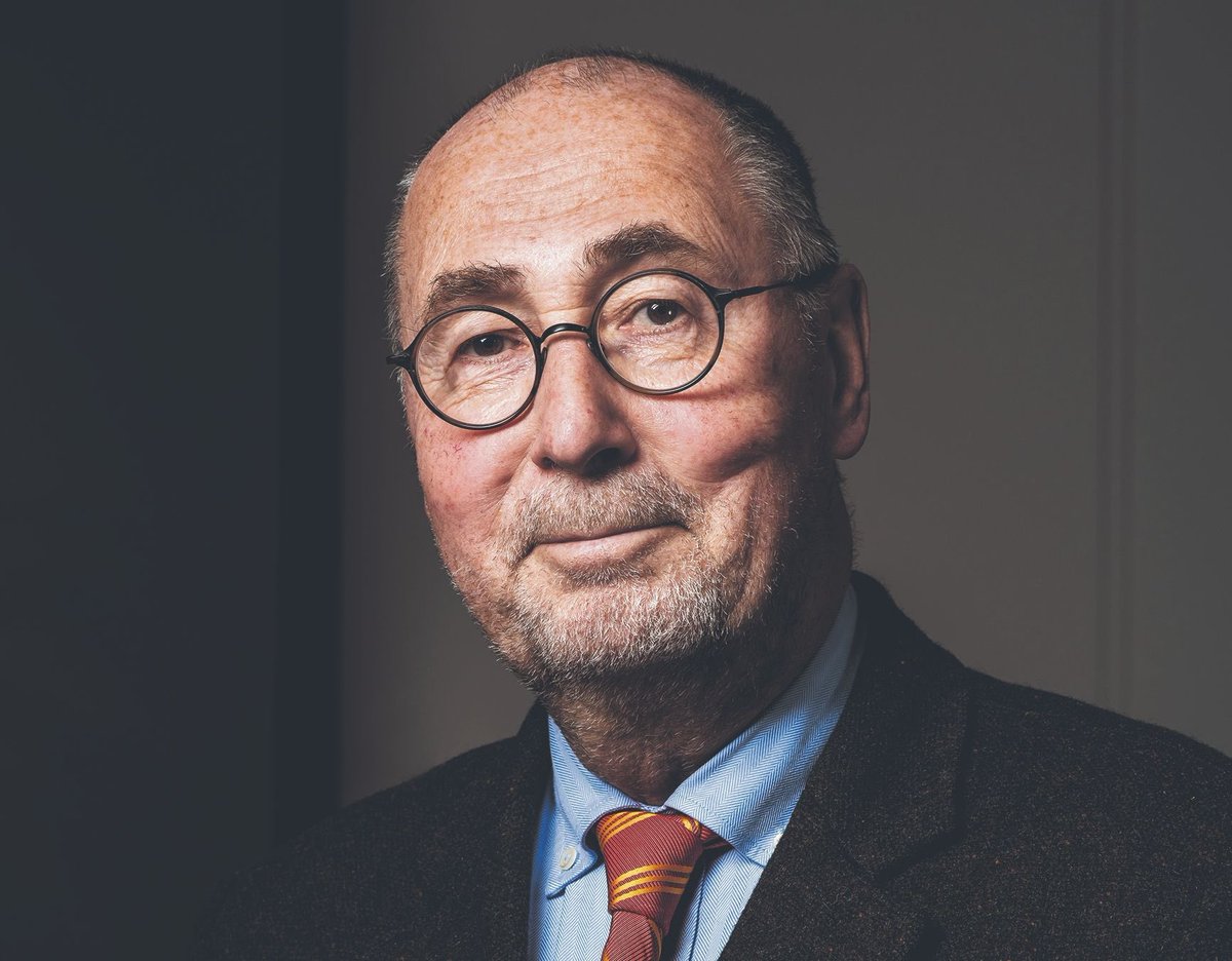 CerfiaFR's tweet photo. 🇫🇷🇩🇿 FLASH | "Si les avions d’Air Algérie ne peuvent pas débarquer leurs passagers, on interdit Air Algérie" : L’ex-ambassadeur de France en Algérie, Xavier Driencourt, propose d’interdire les vols d’Air Algérie vers la France comme mesure de rétorsion. https://t.co/6VJAOwdE2S