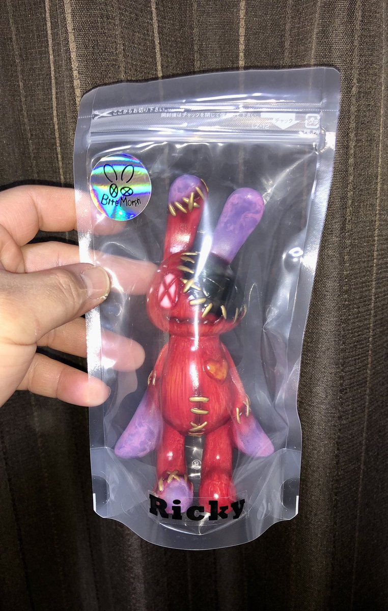 3ba_r06a's tweet photo. 最初はフラッヂだけでと思っていたけど
達磨カラーはゴーシュの方が似合うな…
と実際に見てゴーシュも…それと抽選の
リッキーはキャンセルがでていたので..｡
#BiteMorph #Frazi #Goshu #Ricky
#Saw666 #スーパーフェスティバル90 https://t.co/FadhBrreGn