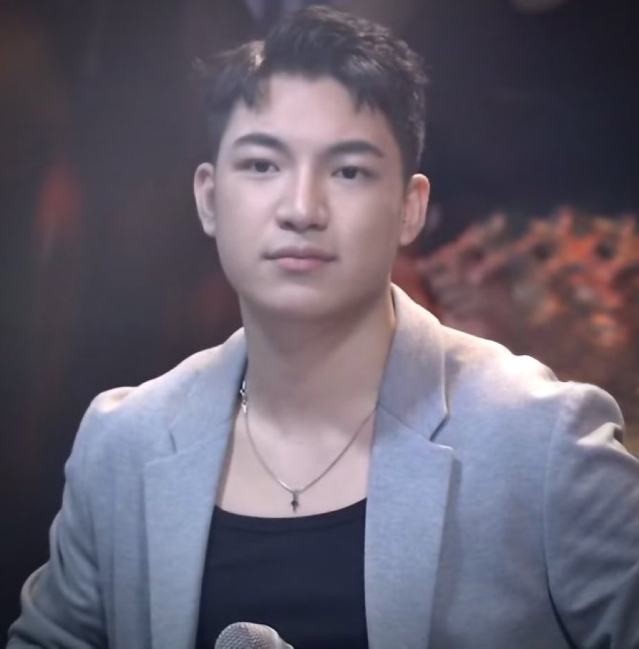 Serweiss_'s tweet photo. ganitong hairstyle bagay sa hugis ng mukha ni D, @Espanto2001 https://t.co/sinRZu09IO