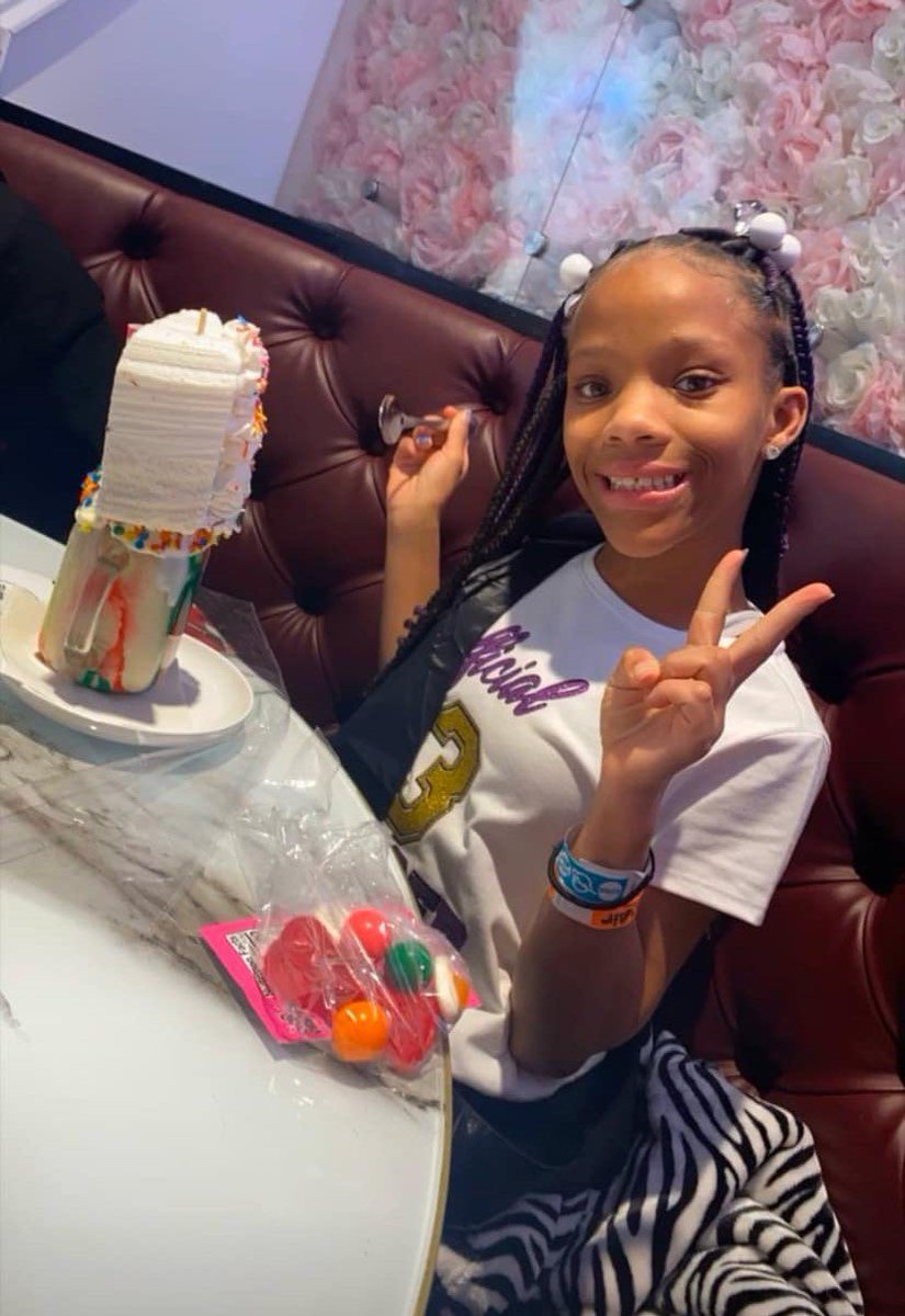 angelaganote's tweet photo. Family identifies the girl found dead Saturday morning at an apartment complex on the south side as 14-year-old Deandra Staples. 

Deandra was found shot in the courtyard at Laurelwood Apartments at 11:17. 

Her family told us, 
“She didn’t deserve this she was such a sweet little girl she was loved she didn’t deserve any of this . We need justice.”

Police are encouraging those with information to contact the IMPD Homicide Office at (317) 327-3475.

Alternatively, tipsters who wish to remain anonymous can contact Crime Stoppers of Central Indiana by calling (317) 262-8477, using the P3Tips mobile app or visiting https://t.co/gOScl9CK7t.