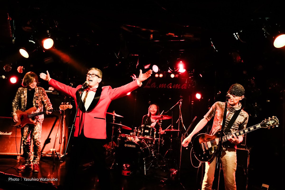 makotoueda's tweet photo. thanx a lot!!!
live shot by Yasuhiro Watanabe
#uedand https://t.co/PFEJcZHvls