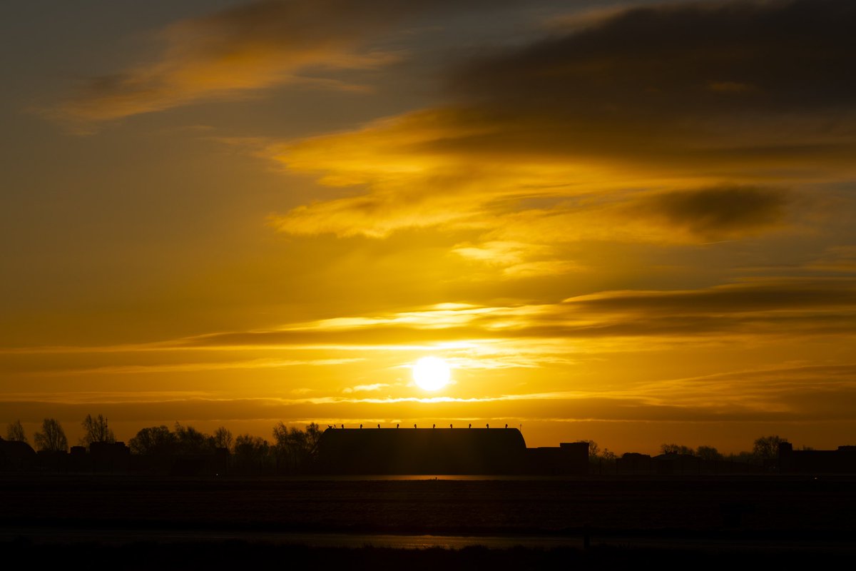 RAFConingsby's tweet image. #StartTheWeekRight with some beautiful sunrise images from our @RAFPhotog Cpl Shauna Martin.
