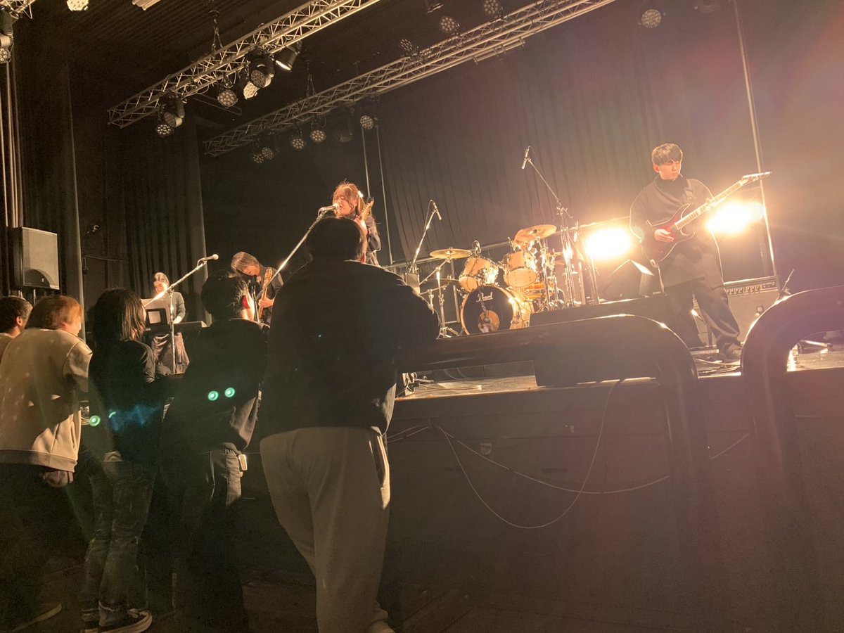 ライブハウス？初参戦！
初めてだったけど最高でした！
#venere