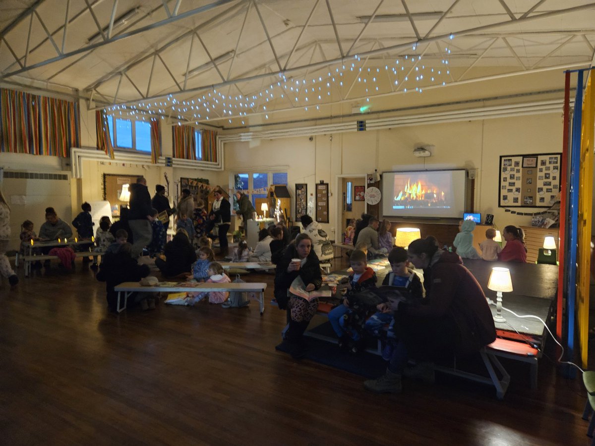 IPMAT_Exec_Head's tweet photo. Absolutely delighted to see the fantastic turnout @IPMATGirnhill Bedtime Story Event. https://t.co/ucvIbWUqjN