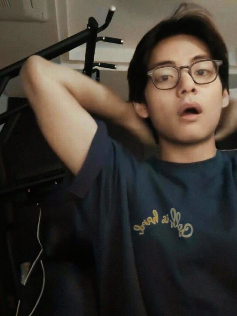 TeaHuginaCup's tweet photo. Hmmm.... 🥺🥺🥺 https://t.co/PCZpiH6KhT