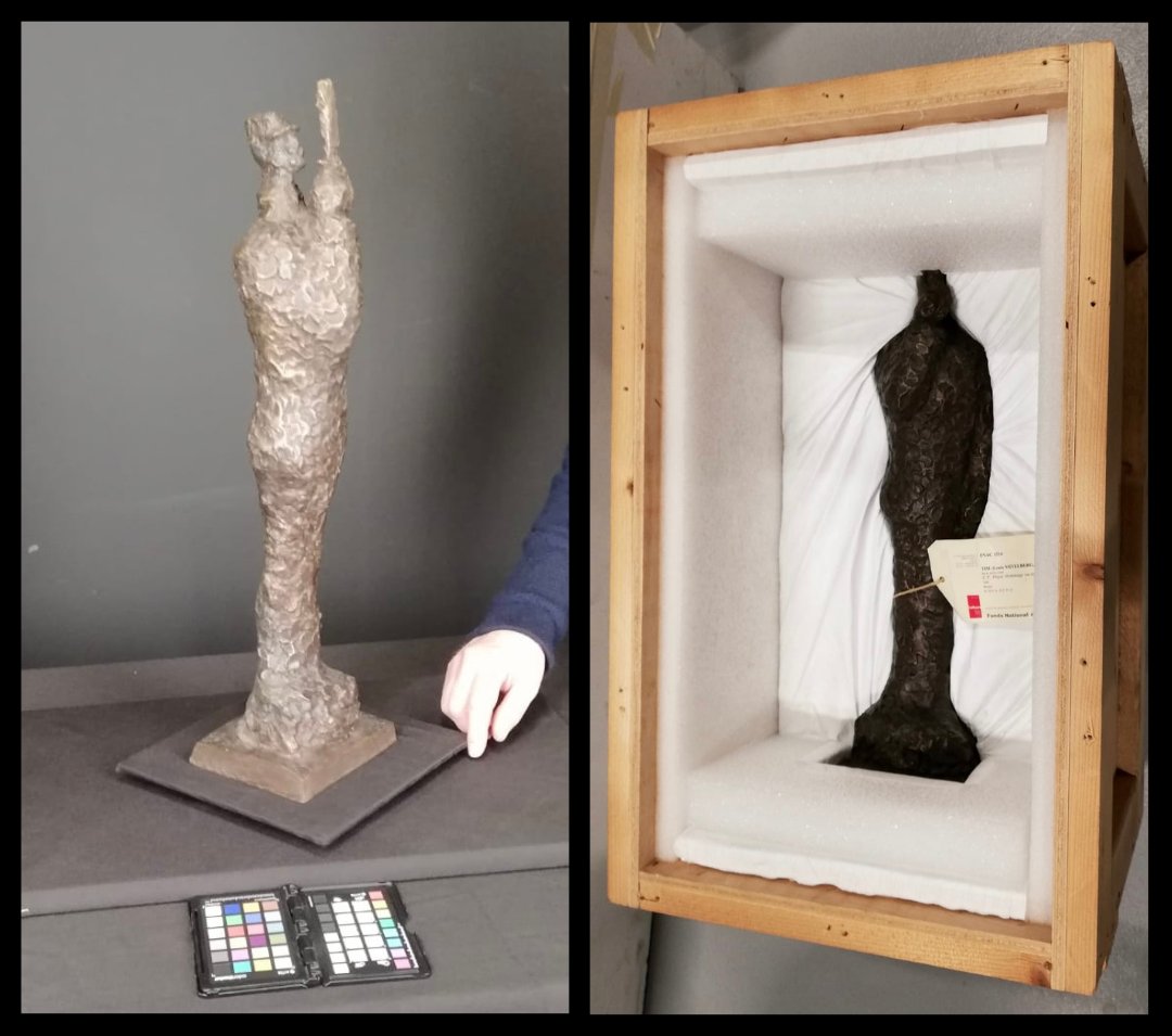 En #coulisses
Cette épreuve en bronze de la statue de Tim, "Hommage au capitaine Dreyfus", est conservée au <a href="/CNAPfr/">Cnap</a>.
Destinée au public mal et non-voyant, une copie tactile de l'œuvre sera réalisée en vue de l’#expoAlfredDreyfus, puis rejoindra le parcours permanent du mahJ.