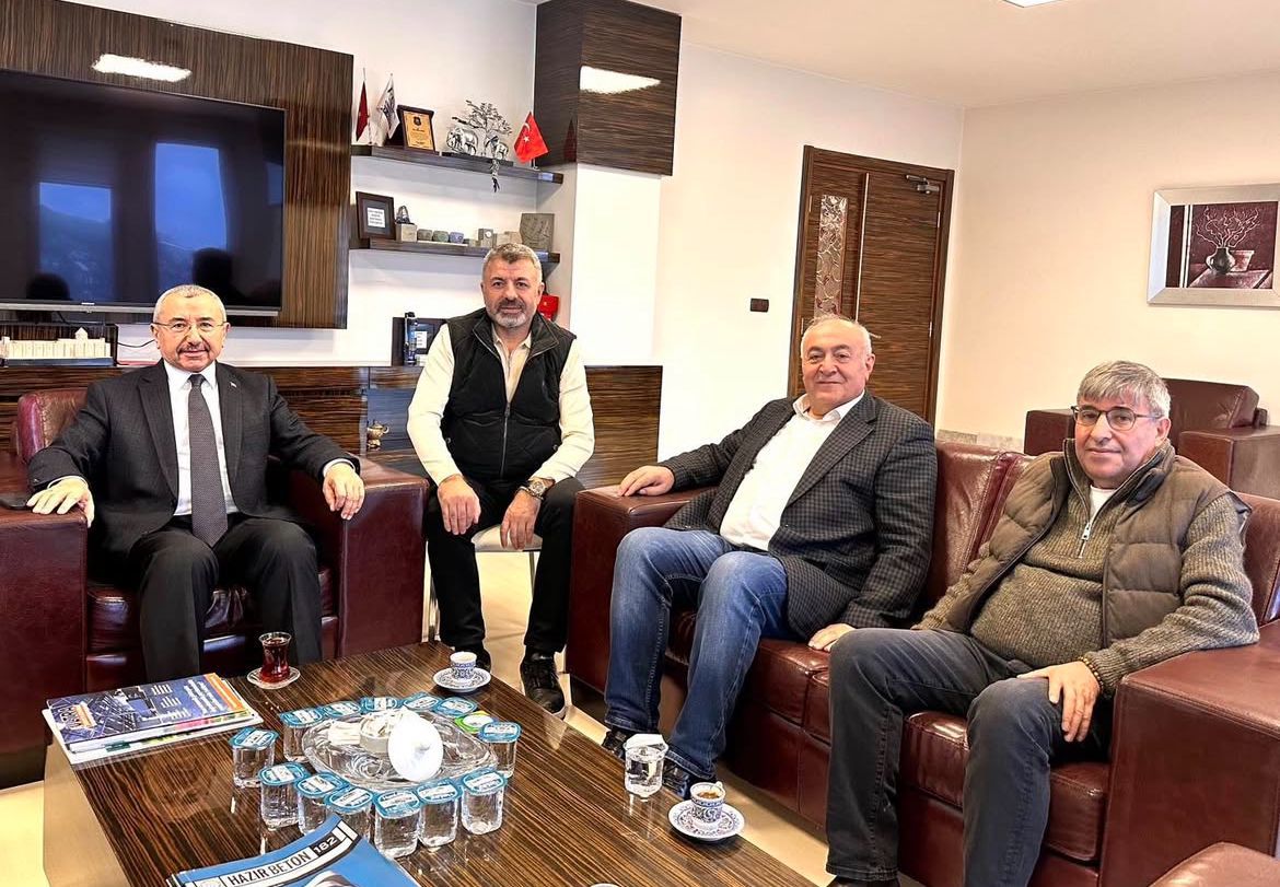 Bugün bizleri misafir eden Danış Beton Yönetim Kurulu Başkanı Sayın Cemalettin Danış’a misafirperverlikleri için teşekkür ederiz. <a href="/bbismailerdem/">İsmail Erdem</a>, Mehmet Öztürk