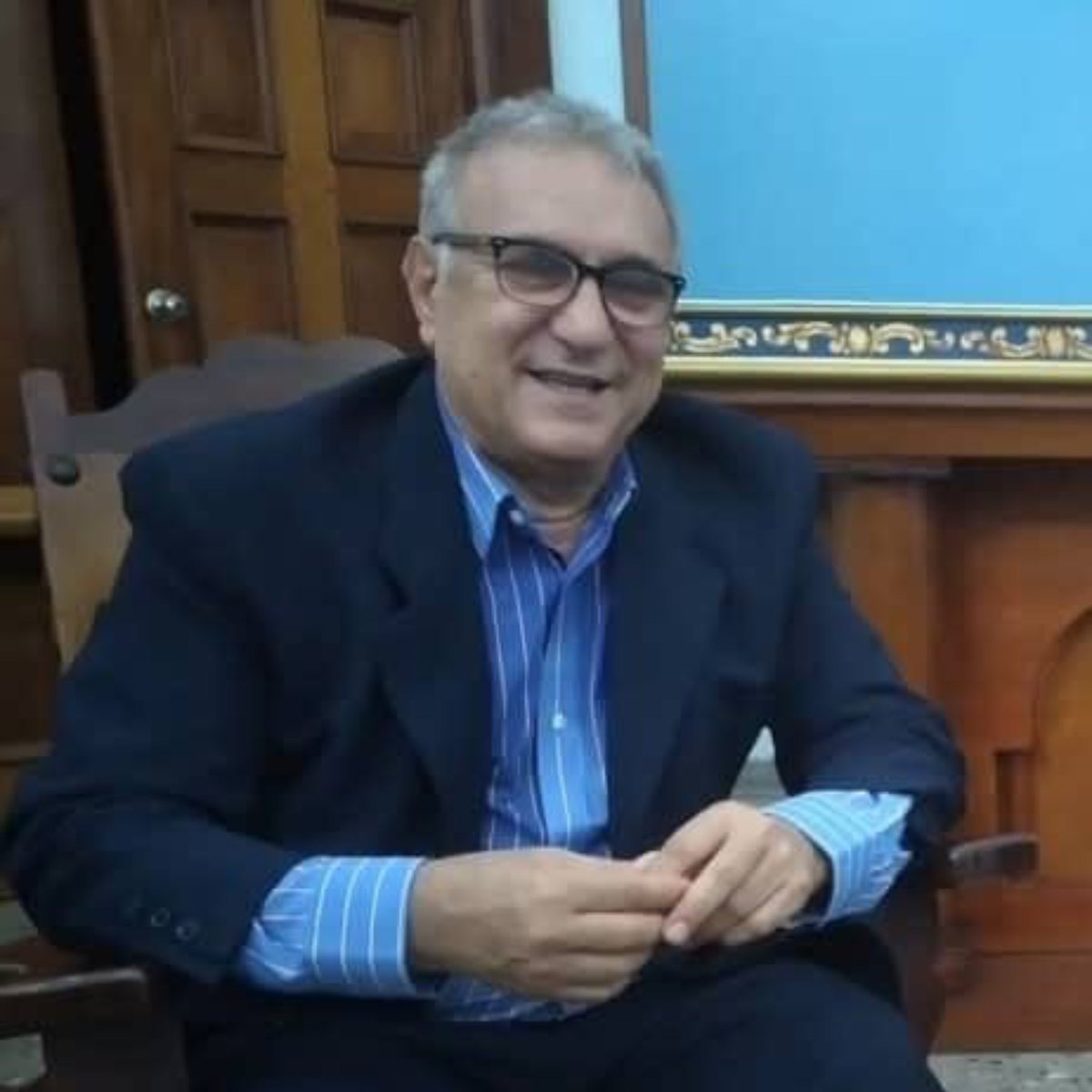 Con profunda tristeza recibimos la noticia de la partida física de Iván Colmenares, quien fuera un destacado periodista, ex gobernador del estado Portuguesa por dos períodos, diputado y gran servidor público que dedicó sus días a fortalecer la democracia de nuestro país.

Nos