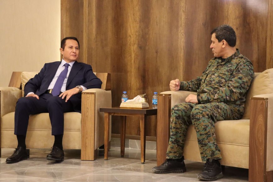 Aziz Ahmad (@azizkahmad) on Twitter photo Kurdish leader <a href="/masoud_barzani/">Masoud Barzani</a> dispatched representative Dr Hamid Darbandi for talks with key figures in NE Syria, including General <a href="/MazloumAbdi/">Mazloum Abdî مظلوم عبدي</a> and the Kurdish National Council (KNC) - an umbrella of Kurdish parties/figures.
They have all called for unity in the face of Kurdish leader <a href="/masoud_barzani/">Masoud Barzani</a> dispatched representative Dr Hamid Darbandi for talks with key figures in NE Syria, including General <a href="/MazloumAbdi/">Mazloum Abdî مظلوم عبدي</a> and the Kurdish National Council (KNC) - an umbrella of Kurdish parties/figures.
They have all called for unity in the face of