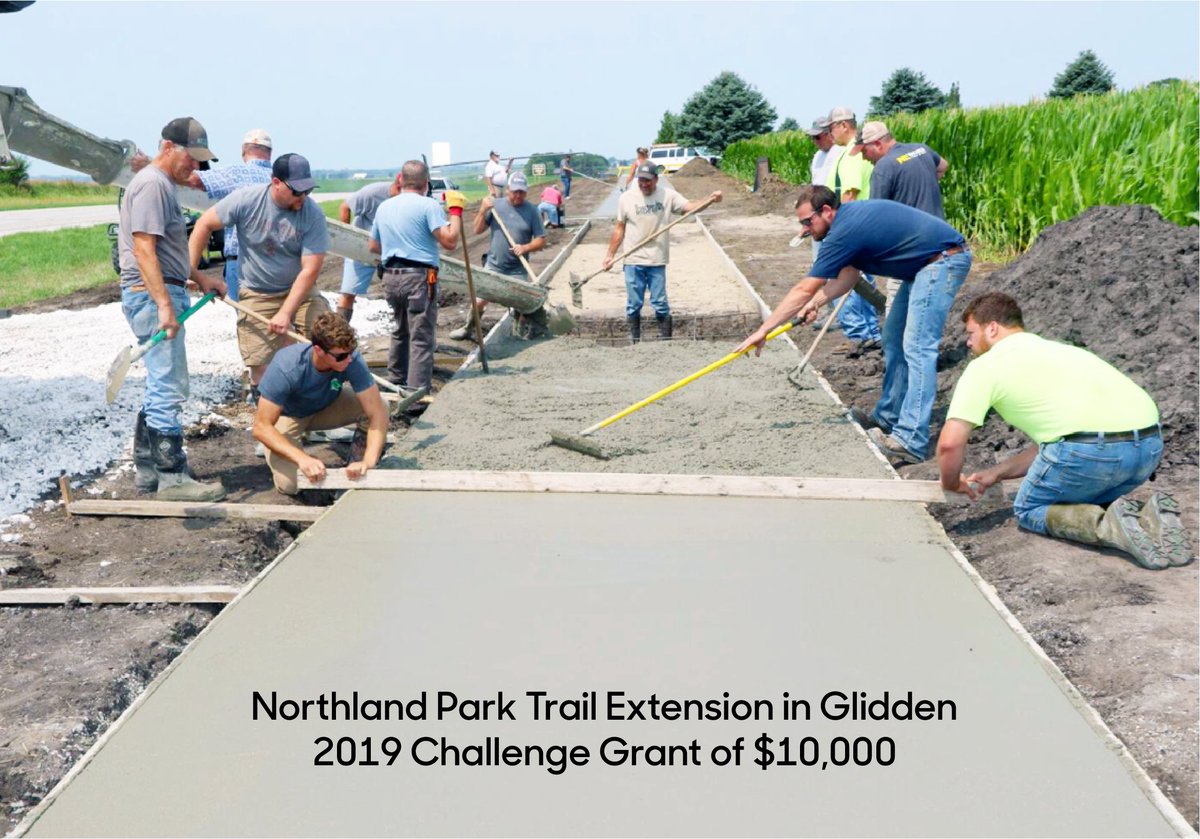 CommunityVisio2's tweet image. The 2025 AARP Challenge Grant is accepting applications, with a deadline of March 5, 2025. Many visioning communities have taken advantage of this opportunity, such as those pictured here.
click here to learn more: aarp.org/livable-commun…
@ISUExtensionCED @Trees_Forever @iowadot